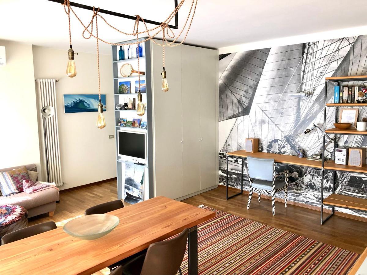 Mascalzone Latino, City Center Apartment Como Kültér fotó